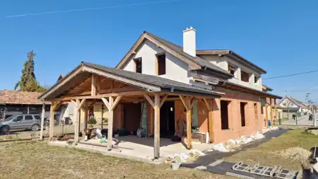 Eladó családi ház, Alsónémedi 6 szoba 210 m² 77.9 M Ft
