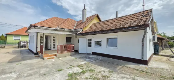 Eladó családi ház, Dunaharaszti 4 szoba 100 m² 75 M Ft