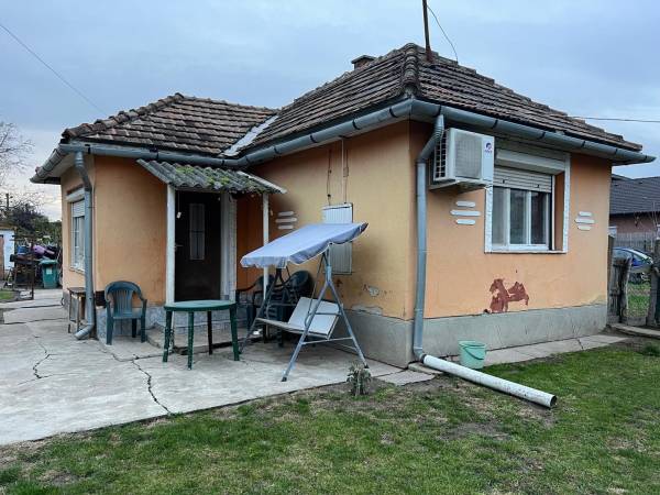 eladó családi ház, Szigethalom