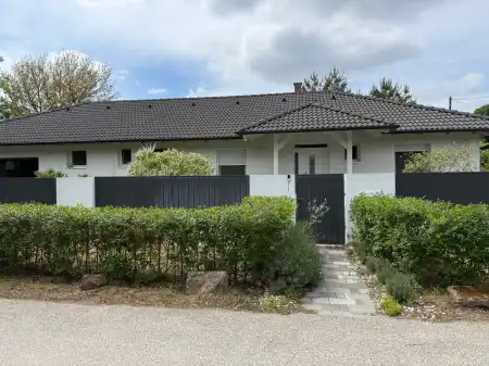 Eladó családi ház, Szigethalom 6 szoba 160 m² 169.5 M Ft