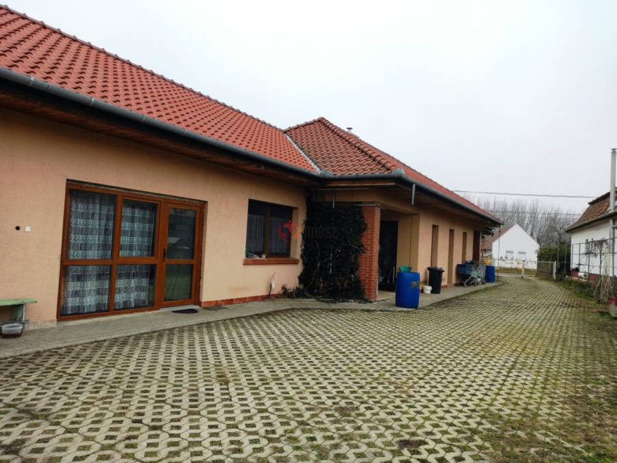 eladó családi ház, Szigetszentmárton