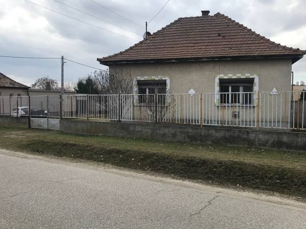 eladó családi ház, Szigetszentmiklós