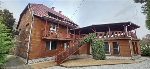 Eladó családi ház, Szilvásvárad 10 szoba 510 m² 129.9 M Ft