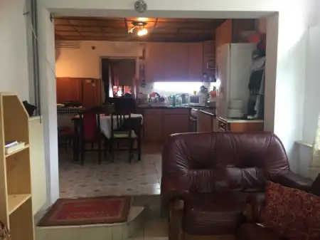 Eladó házrész, Dunaharaszti 2+1 szoba 85 m² 34.99 M Ft