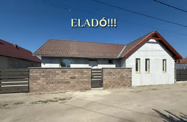 Eladó ikerház, Kiskunlacháza 2 szoba 39 m² 44.9 M Ft