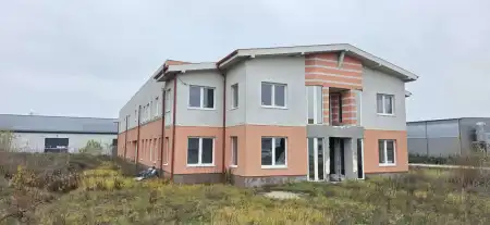 Eladó ipari ingatlan, Dunavarsány 1100 m² 250 M Ft + Áfa