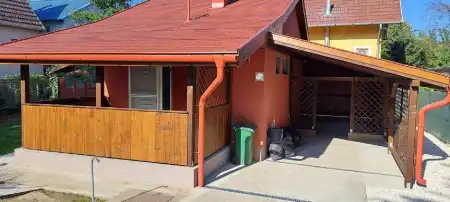 Eladó nyaraló, Szigethalom 1 szoba 40 m² 64.9 M Ft