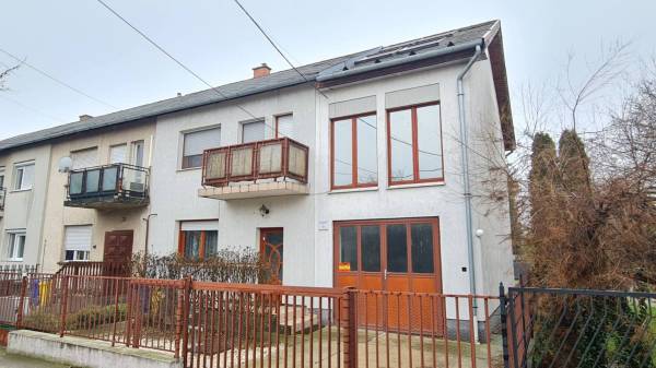 eladó téglalakás, Dunaharaszti