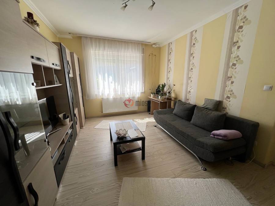 eladó téglalakás, Szigetszentmiklós