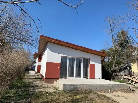 Eladó új építésű családi ház, Majosháza 3+1 szoba 145 m² 66.5 M Ft