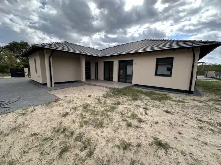 Eladó új építésű ikerház, Dunavarsány 4 szoba 90 m² 94.8 M Ft