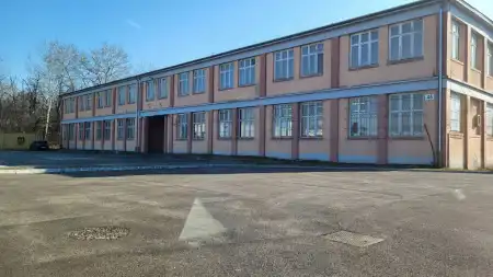 Kiadó ipari ingatlan, Szigetszentmiklós 4 szoba 770 m² 400 E Ft/hó