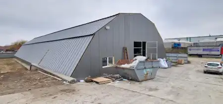 Kiadó ipari ingatlan, Taksony 1 szoba 920 m² 1.29 M Ft/hó