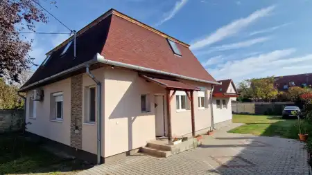 Kiadó téglalakás, Dunaharaszti 3 szoba 60 m² 180 E Ft/hó